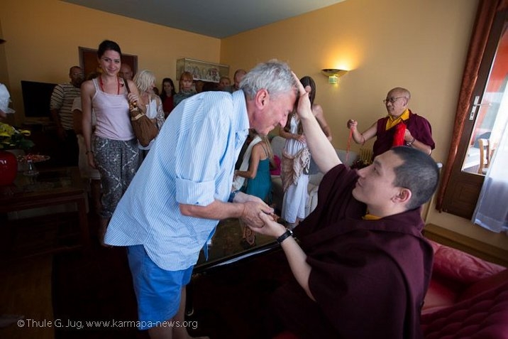 Karmapadaje blagoslov (šaktipath)