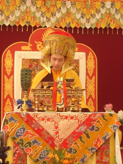 Karmapa tokom inicijacije u Mahakalu – zaštitnika učenja.